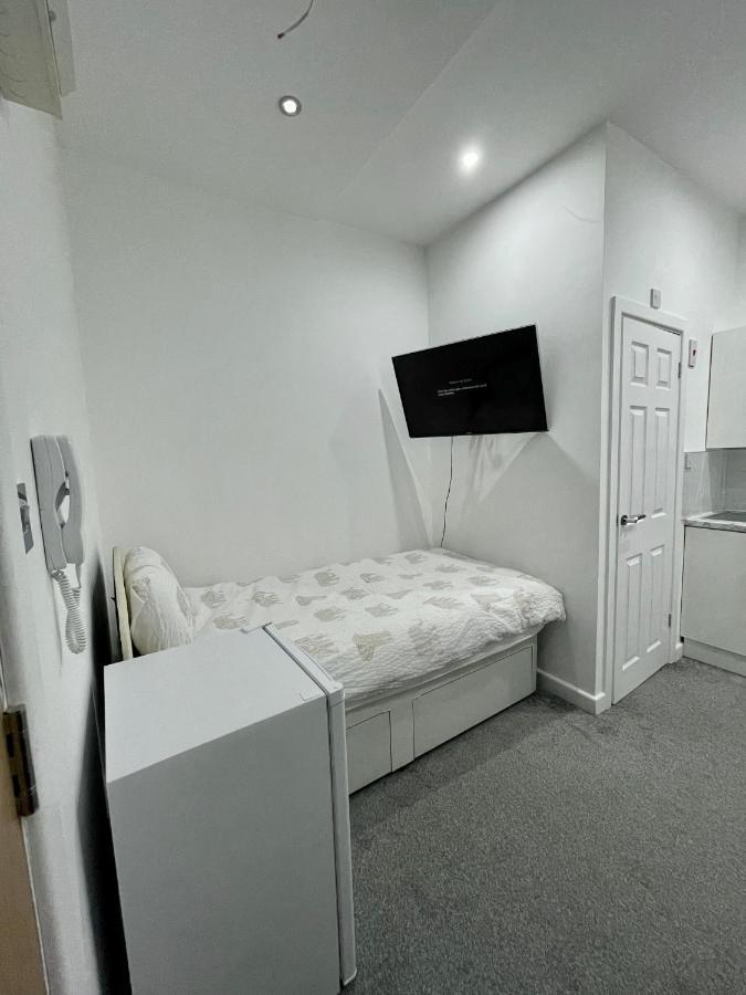 Self Contained Studio In Bham City Centre W Parking Birmingham Eksteriør billede