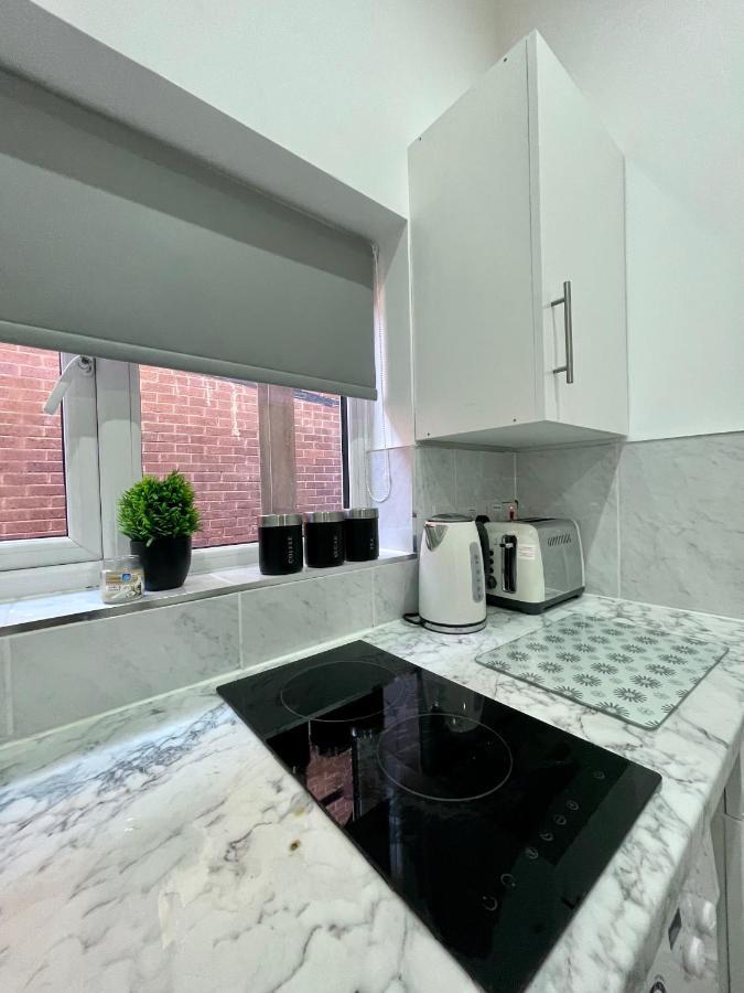 Self Contained Studio In Bham City Centre W Parking Birmingham Eksteriør billede